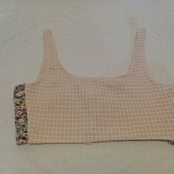 Very pretty redesigned lace-up tank top in polyester and wool, non-stretch - Picture 4 of 6